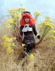 tim-burton-fashion-1009-08-de tim-burton-fashion-1009-08-de