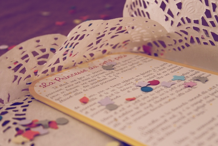 faire-part et enveloppe en napperon de papier mariage.dmes.fr